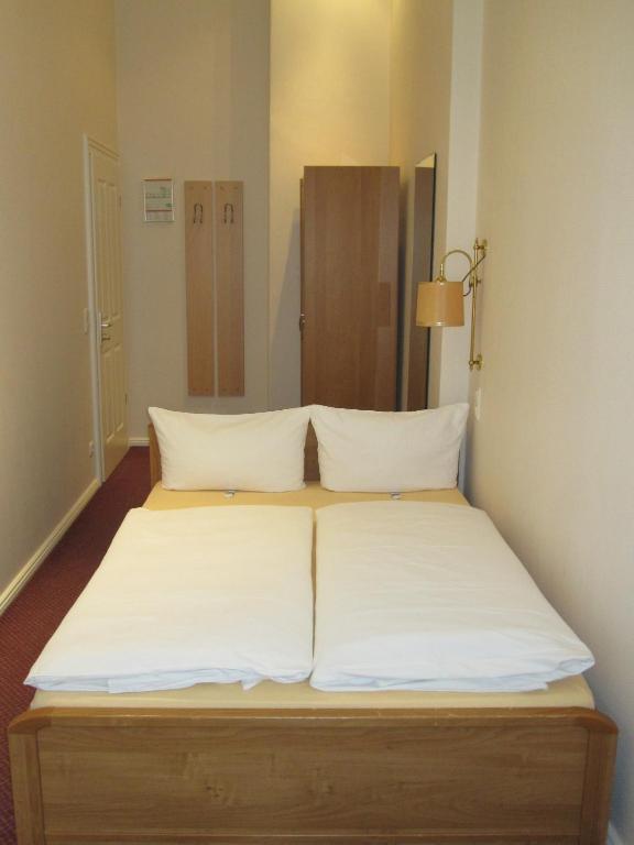 ברלין Hotel Pension Fasanenhaus מראה חיצוני תמונה
