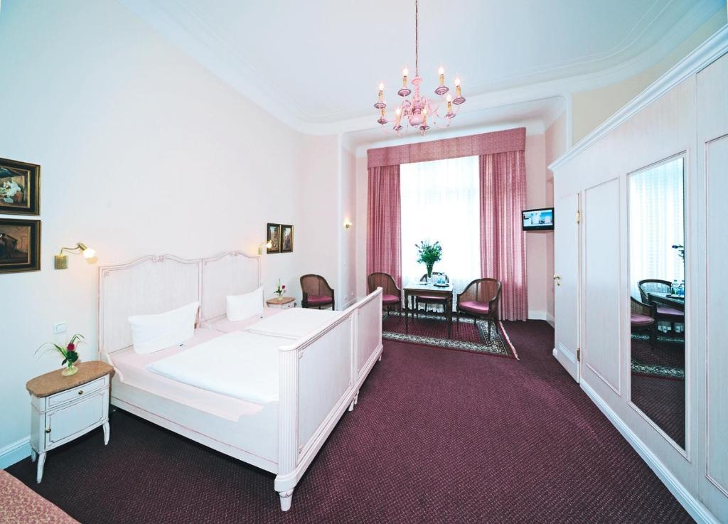 ברלין Hotel Pension Fasanenhaus חדר תמונה