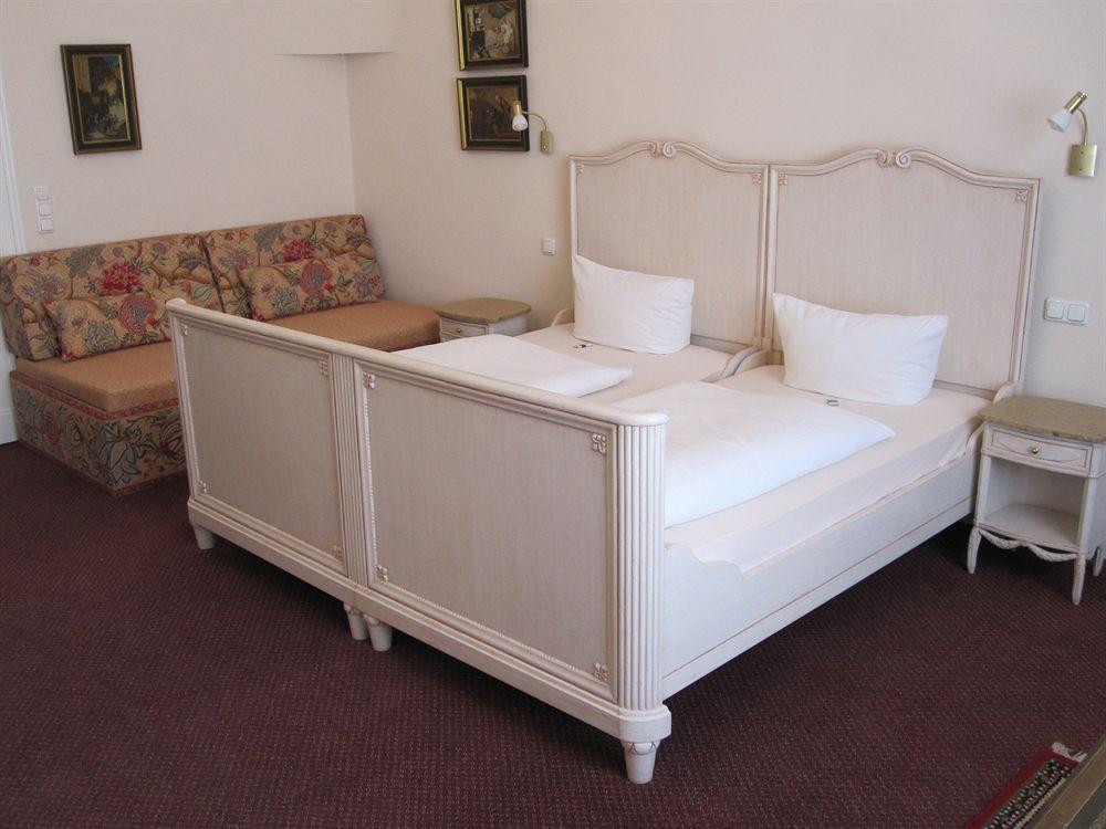 ברלין Hotel Pension Fasanenhaus מראה חיצוני תמונה